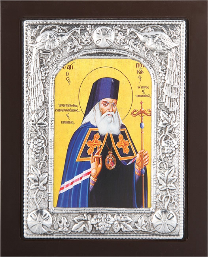 Εικόνα "Άγιος Λουκάς ο Ιατρός" σε μαύρο ξύλο με επικάλυψη από φύλλο ασήμι 925 ΚΩΔ. 104 19Χ24εκ.