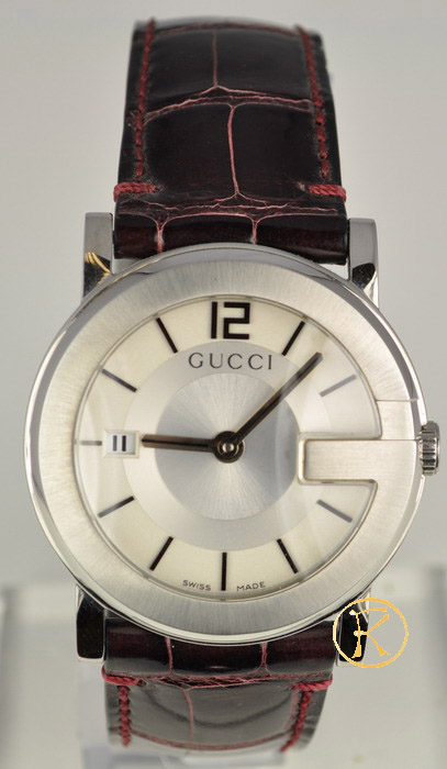 Gucci 101 Stainless Steel Midsize Watch YA101404