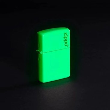 Zippo 49193ZL Classic Glow In The Dark Zippo Logo